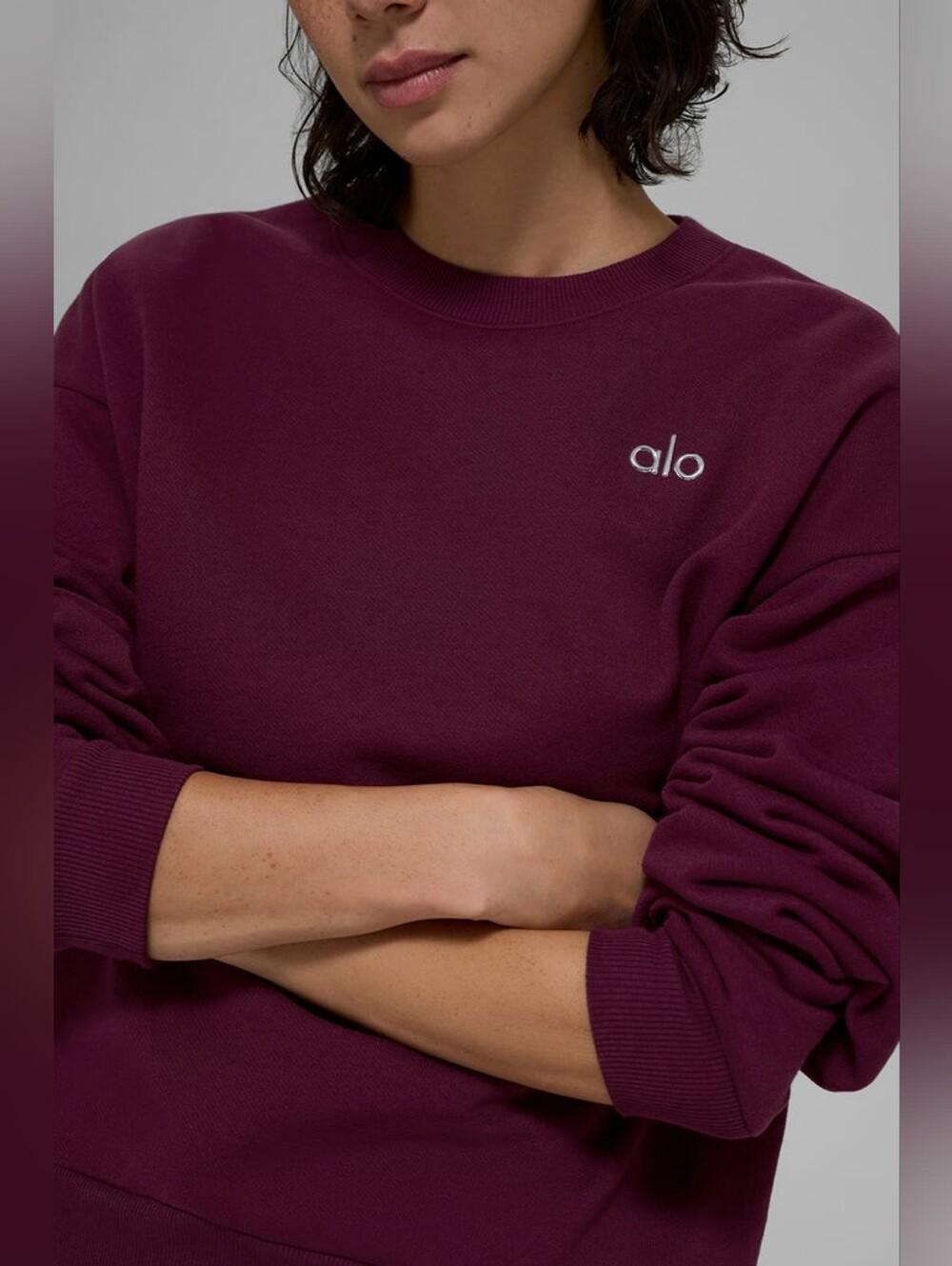 Alo Yoga Accolade Crew Neck Pullover - Picture 5 of 9